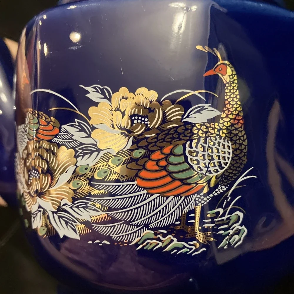Cobalt Blue Porcelain Tea Pot Gold Trim Peacock Coffee Teapot Taiwan 4.5” W/ Lid